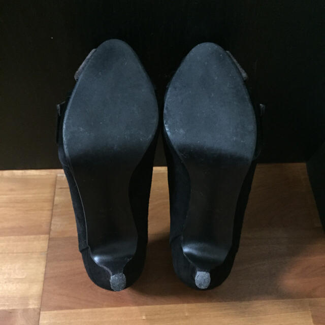 DIANA(ダイアナ)のDIANA ❤︎ スエード オープントゥパンプス*･゜黒×グレー レディースの靴/シューズ(ハイヒール/パンプス)の商品写真