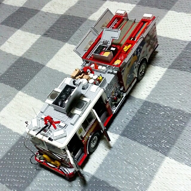 CODE3・1/32スケール・FDNY消防ポンプ車