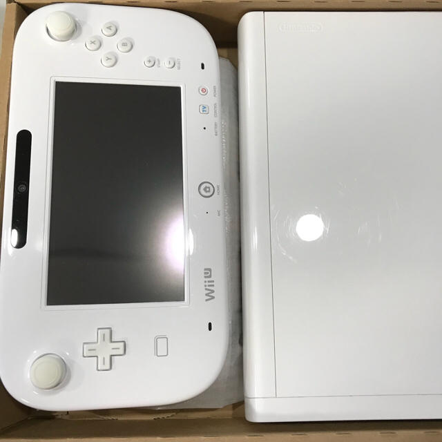 Wii U(ウィーユー)の【美品】WiiU本体 マリオメーカーコントローラー ソフト2本セット エンタメ/ホビーのゲームソフト/ゲーム機本体(家庭用ゲーム機本体)の商品写真