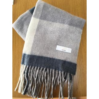 Chloe(マフラー/ショール ・ ブルー・ネイビー/青色系)の Chloe(マフラー/ショール ・ ブルー・ネイビー/青色系)の