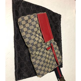 グッチ(Gucci)のGUCCI  ボディバッグ(ボディーバッグ)