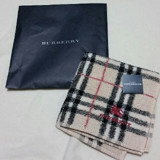 バーバリー(BURBERRY)の★新品未使用★バーバリーハンドタオル(ハンカチ)