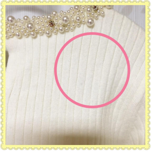 JUSGLITTY(ジャスグリッティー)の🌸Lisa様専用🌸💗JUSGLITTY💗衿ビジューニット レディースのトップス(ニット/セーター)の商品写真