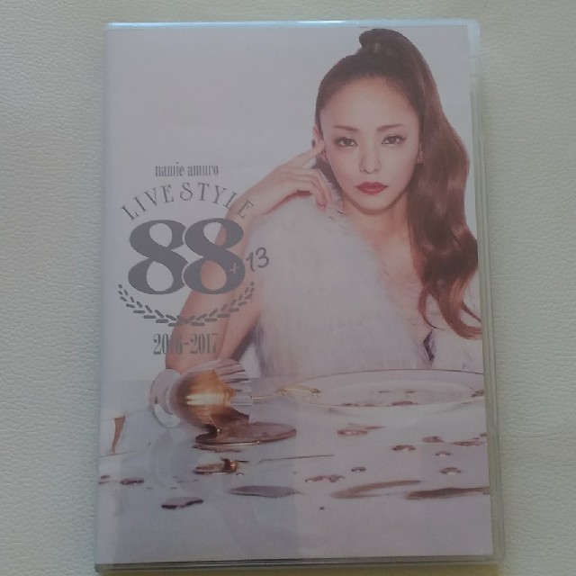 安室奈美恵 LIVE STYLE 2016-2017 DVD エンタメ/ホビーのDVD/ブルーレイ(ミュージック)の商品写真