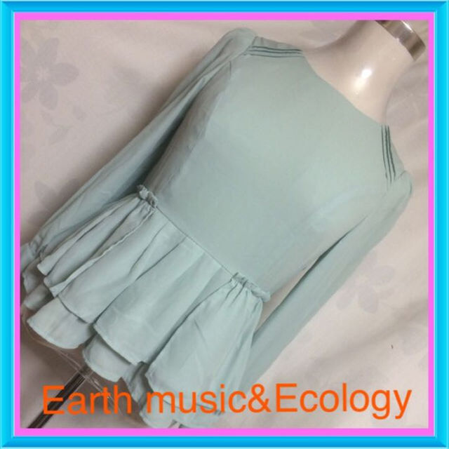 earth music & ecology(アースミュージックアンドエコロジー)のミントグリーン♡可愛いペプラム♡オススメ レディースのトップス(その他)の商品写真