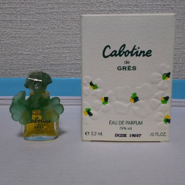 GRES CABOTINE(グレカボティーヌ)のグレ　カボティーヌ　ミニ3.2ｍL コスメ/美容の香水(香水(女性用))の商品写真