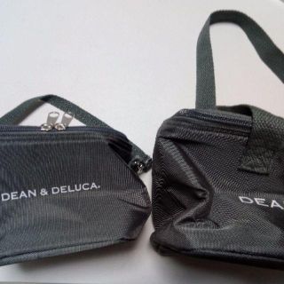 ディーンアンドデルーカ(DEAN & DELUCA)の【送料込】DEAN＆DELUCA　クーラーバック大小セット　カーキ　(その他)