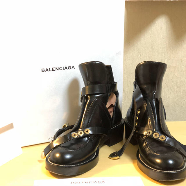 Balenciaga(バレンシアガ)のAnd A様 専用。 レディースの靴/シューズ(ブーツ)の商品写真