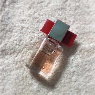 エスティローダー(Estee Lauder)の香水 エスティーローダー モダンミューズ(香水(女性用))