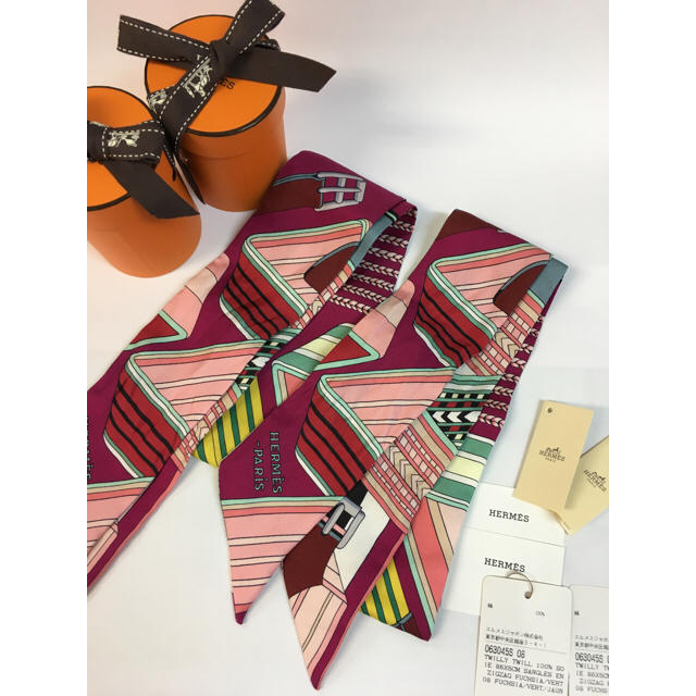 エルメス ツイリー 2017 ジグザグのサングル 美品 スカーフ バーキン バンダナ/スカーフ