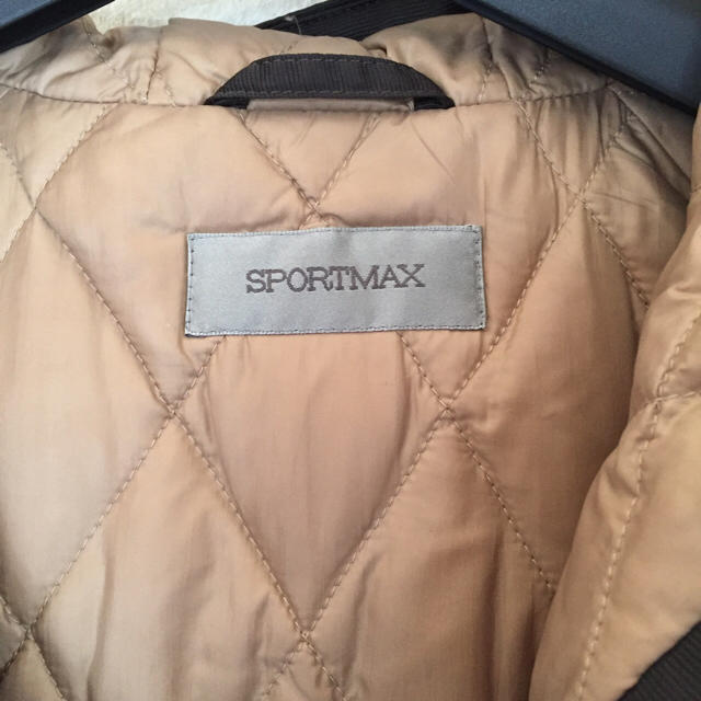 Max Mara(マックスマーラ)のSPORTMAX レディースのジャケット/アウター(ミリタリージャケット)の商品写真
