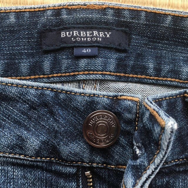 BURBERRY(バーバリー)のバーバリー ジーンズ デニム レディース レディースのパンツ(デニム/ジーンズ)の商品写真