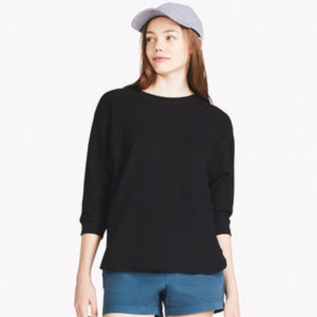 UNIQLO(ユニクロ)の新品未使用 UNIQLO ユニクロ ワッフルクルーネック 黒 XL レディースのトップス(Tシャツ(長袖/七分))の商品写真