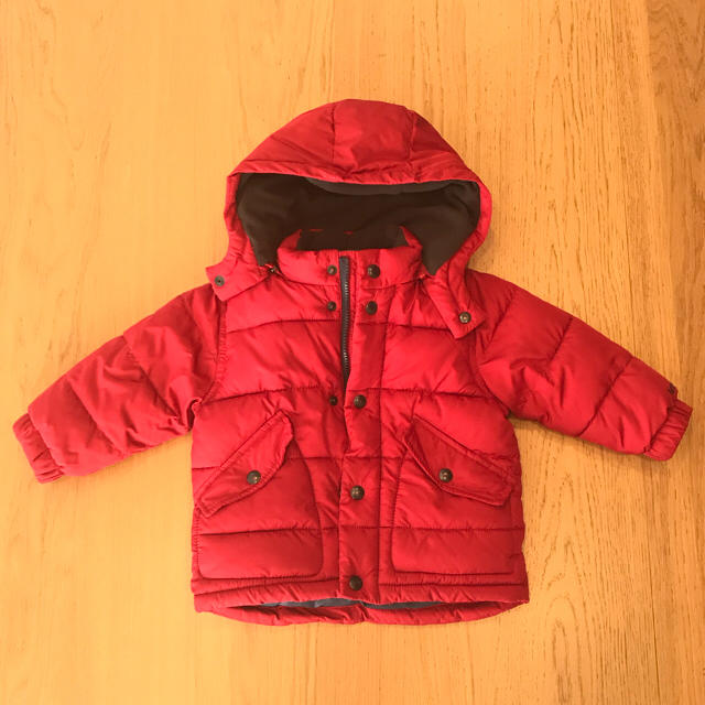 babyGAP(ベビーギャップ)のBaby gap 美品 ダウンジャケット / プリマロフト  18-24M キッズ/ベビー/マタニティのキッズ服男の子用(90cm~)(ジャケット/上着)の商品写真