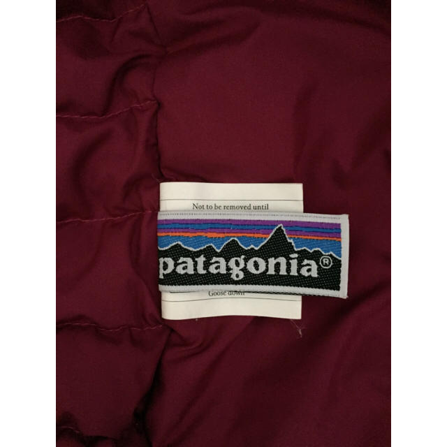 patagonia(パタゴニア)のパタゴニア キッズダウン 2T キッズ/ベビー/マタニティのキッズ服女の子用(90cm~)(ジャケット/上着)の商品写真