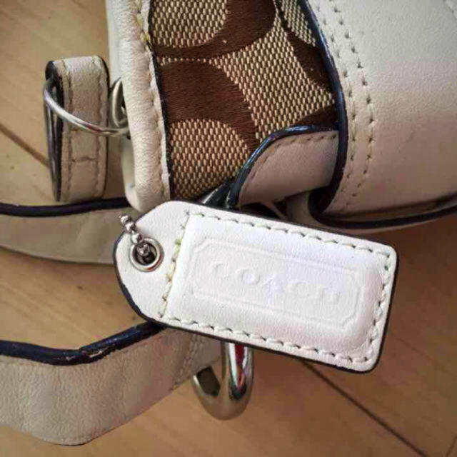 COACH(コーチ)のcoach 2way バッグ 正規品 レディースのバッグ(ハンドバッグ)の商品写真