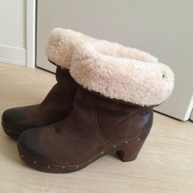 UGG(アグ)のUGG ボアブーツ レディースの靴/シューズ(ブーツ)の商品写真