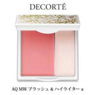 コスメデコルテ(COSME DECORTE)の★ブラックFRIDAYお値下げ！★コスメデコルテブラッシュ＆ハイライターa！(チーク)