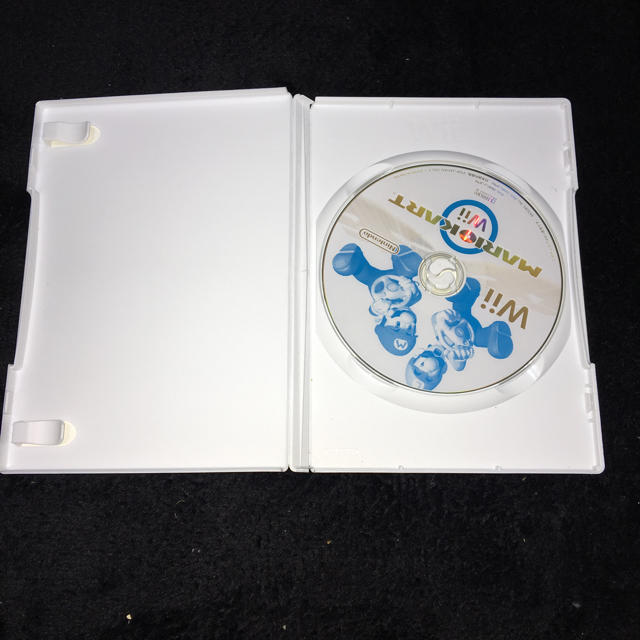 Wii(ウィー)のwii マリオカート エンタメ/ホビーのゲームソフト/ゲーム機本体(家庭用ゲームソフト)の商品写真