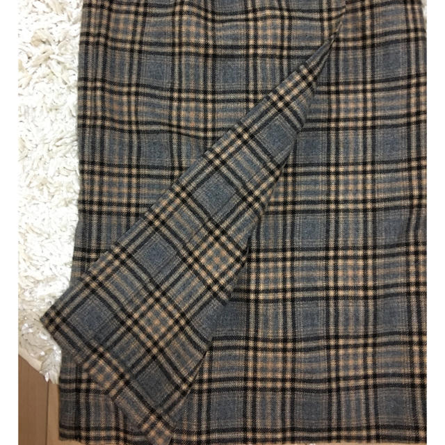 ブラウンチェック柄ロングスカート レディースのスカート(ロングスカート)の商品写真