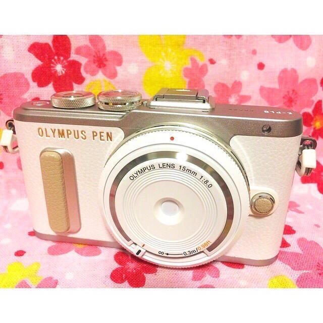 ❤️PEN最新モデル❤️OLYMPUS PEN E-PL8 大人気のホワイト♫