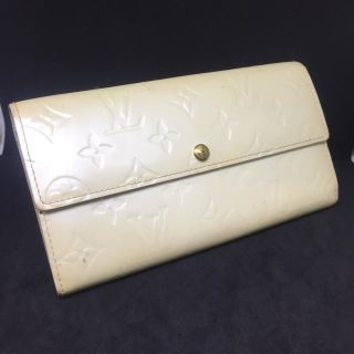 ルイヴィトン(LOUIS VUITTON)の【Louis Vuitton】長財布★　ヴェルニ　ヴィトン　ホワイト (財布)