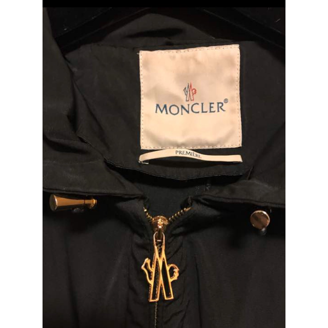 MONCLER(モンクレール)のMONCLER  ジャケット ブルゾン レディースのジャケット/アウター(ブルゾン)の商品写真