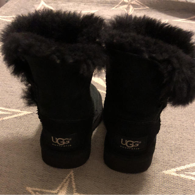 UGG(アグ)のUGG ムートンブーツ US6 13.5㎝ キッズ/ベビー/マタニティのベビー靴/シューズ(~14cm)(ブーツ)の商品写真