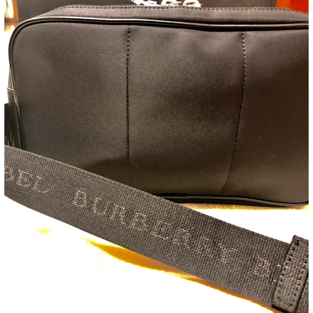 BURBERRY BLUE LABEL(バーバリーブルーレーベル)のバーバリー ウエストポーチ メンズのバッグ(ウエストポーチ)の商品写真