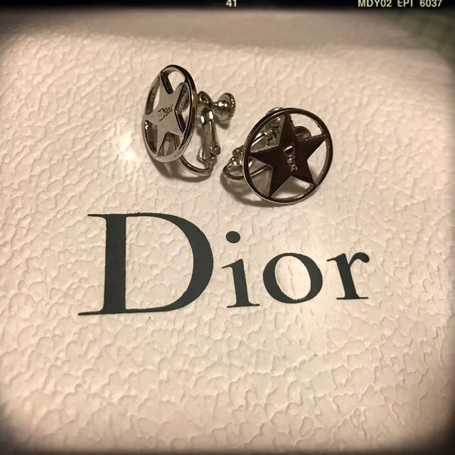 Christian Dior(クリスチャンディオール)の💫Dior イヤリング💫 袋つき レディースのアクセサリー(イヤリング)の商品写真