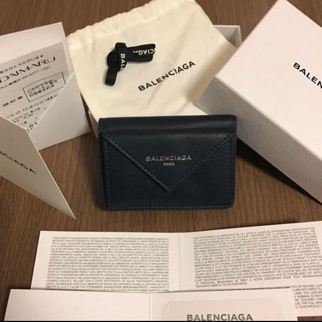 Balenciaga(バレンシアガ)の新品 バレンシアガ ネイビー ペーパー ミニ ウォレット メンズのファッション小物(折り財布)の商品写真