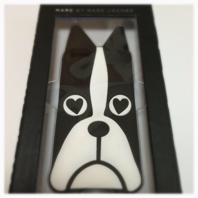 MARC BY MARC JACOBS(マークバイマークジェイコブス)のマークバイiPhoneケース（＾Ｏ＾） スマホ/家電/カメラのスマホアクセサリー(モバイルケース/カバー)の商品写真