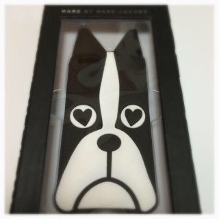 マークバイマークジェイコブス(MARC BY MARC JACOBS)のマークバイiPhoneケース（＾Ｏ＾）(モバイルケース/カバー)