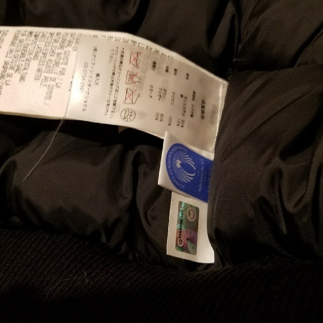 CANADA GOOSE(カナダグース)のカナダグース　ラブラドール　ブラック　M　ほぼ新品 メンズのジャケット/アウター(ダウンジャケット)の商品写真