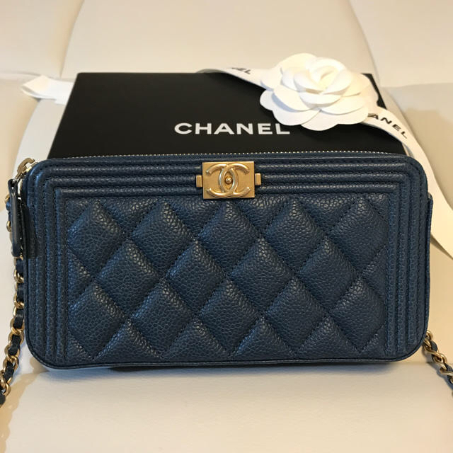 CHANEL(シャネル)の郎1989様 専用 ♡ CHANEL ボーイシャネル チェーンウォレット メンズのファッション小物(ウォレットチェーン)の商品写真