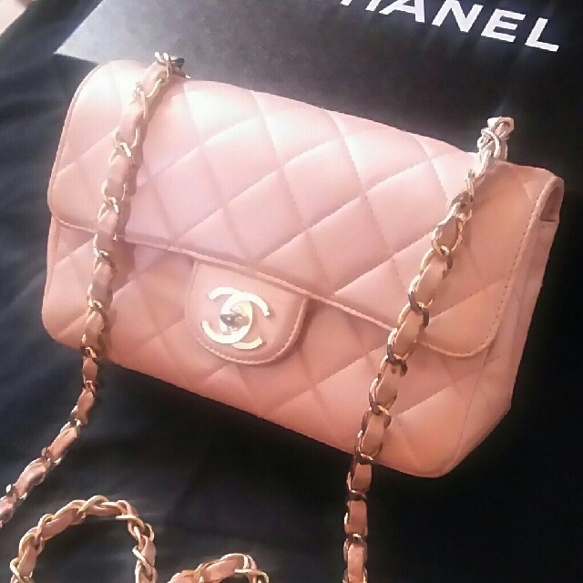 CHANEL(シャネル)の花ちゃん専用CHANEL マトラッセチェーンバッグ レディースのバッグ(ショルダーバッグ)の商品写真