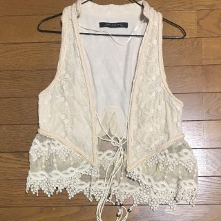 ザラ(ZARA)の期間限定値下げ！ZARA レースジレ(ベスト/ジレ)