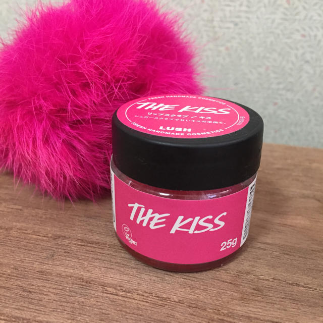 LUSH(ラッシュ)のラッシュ  キスリップスクラブ コスメ/美容のスキンケア/基礎化粧品(リップケア/リップクリーム)の商品写真