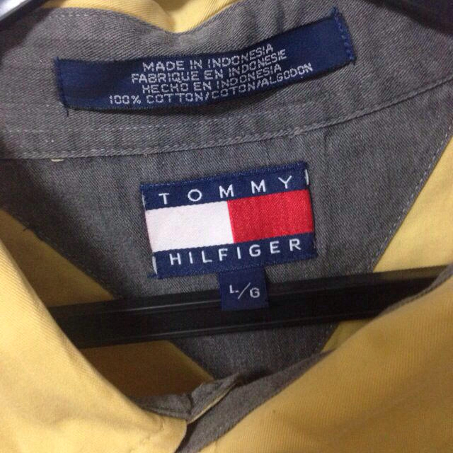 TOMMY HILFIGER(トミーヒルフィガー)のメンズシャツ レディースのトップス(シャツ/ブラウス(長袖/七分))の商品写真