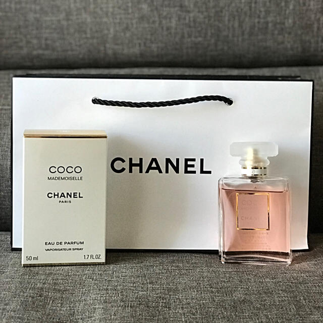 CHANEL(シャネル)の美品 CHANEL シャネル ココマドモアゼル コスメ/美容の香水(香水(女性用))の商品写真