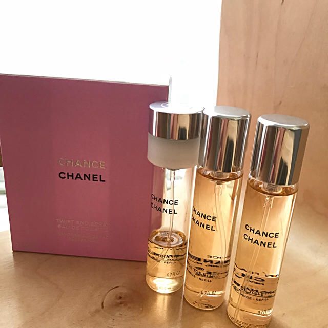 CHANEL(シャネル)のyui 様 専用 中古 CHANEL シャネル チャンス ツイスト コスメ/美容の香水(香水(女性用))の商品写真