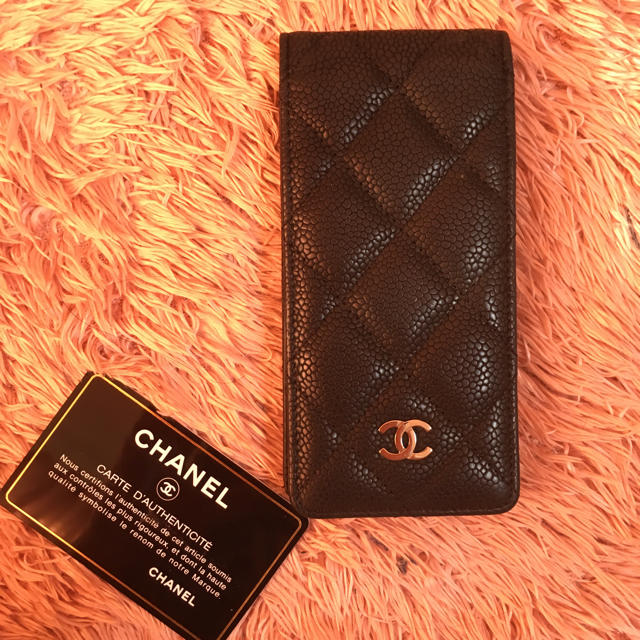 CHANEL - ｟正規品｠CHANEL iPhone5.5s.SEケースの通販 by migni's shop｜シャネルならラクマ