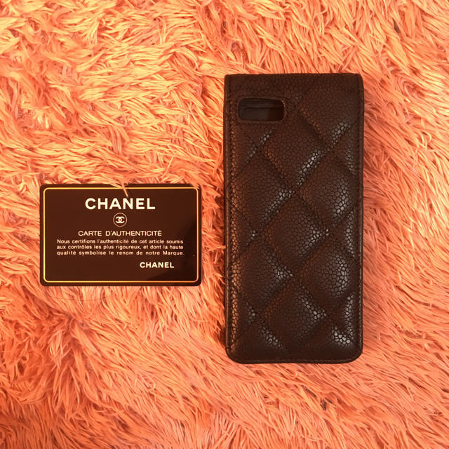 CHANEL(シャネル)の｟正規品｠CHANEL iPhone5.5s.SEケース スマホ/家電/カメラのスマホアクセサリー(iPhoneケース)の商品写真