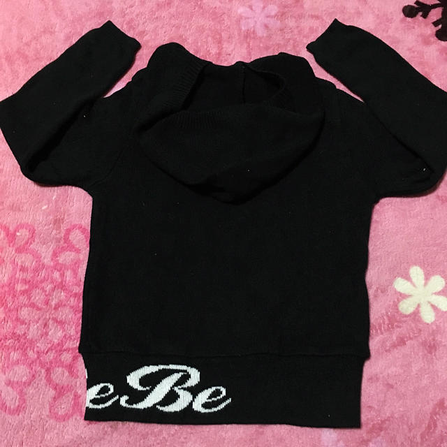 BeBe(ベベ)の《美品》BeBe 100センチ  キッズ/ベビー/マタニティのキッズ服女の子用(90cm~)(ニット)の商品写真