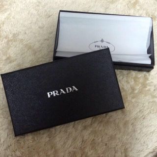 プラダ(PRADA)のPRADA 空き箱(財布)