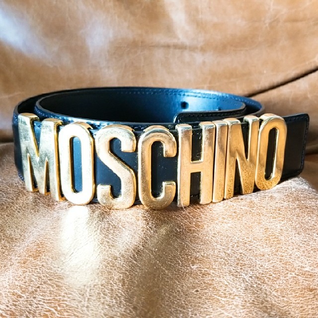 MOSCHINO(モスキーノ)のMoschino レザーベルト レディースのファッション小物(ベルト)の商品写真