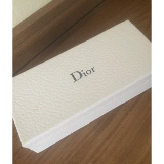 ディオール(Dior)のDior ノベルティー 携帯香水入れ(その他)