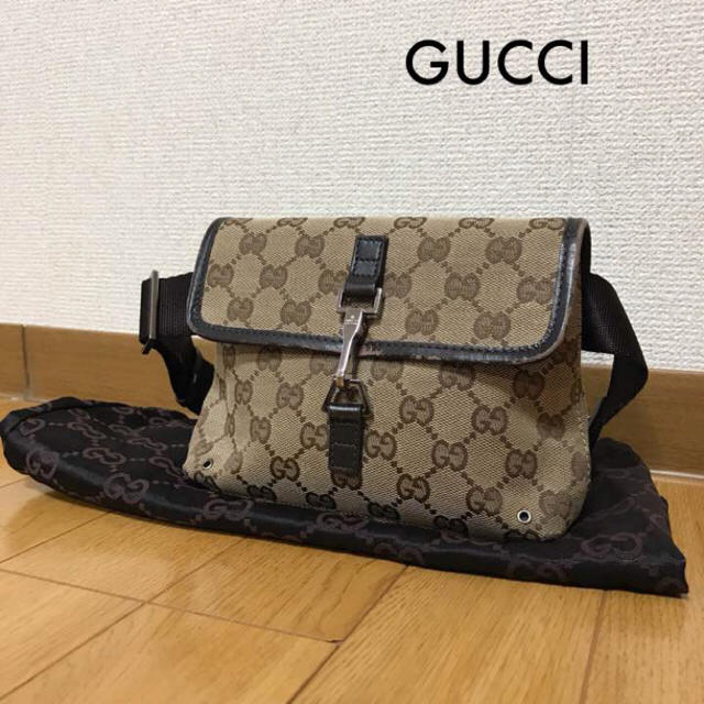 Gucci(グッチ)のGUCCI  グッチ イタリア製 GGキャンバス ウエストバッグ 1124 レディースのバッグ(ボディバッグ/ウエストポーチ)の商品写真