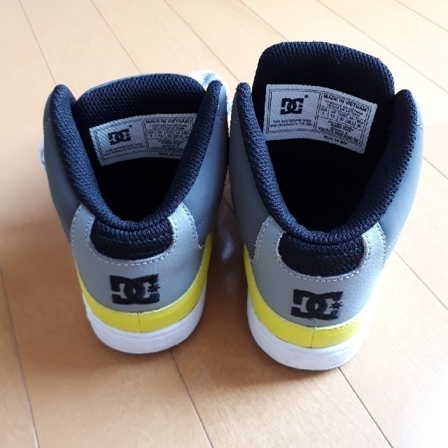 DC(ディーシー)の【DC SHOES】キッズ20㎝　ハイカット  キッズ/ベビー/マタニティのキッズ靴/シューズ(15cm~)(スニーカー)の商品写真