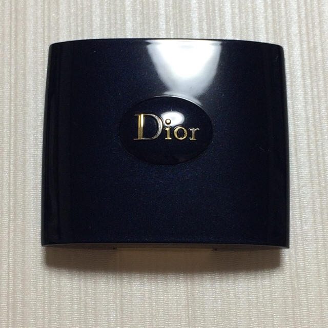 Christian Dior(クリスチャンディオール)のDior♡アンクルール 839 コスメ/美容のベースメイク/化粧品(アイシャドウ)の商品写真